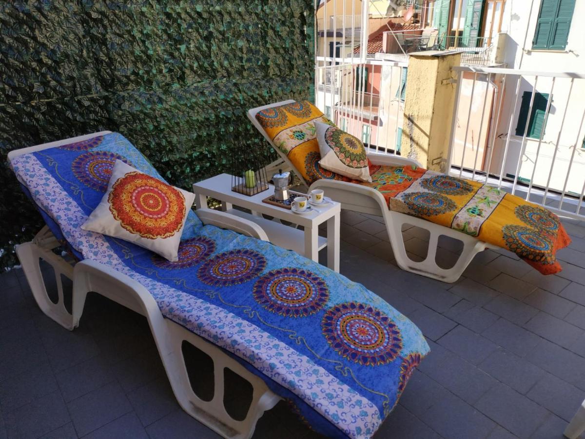 Shanti 1 - Terrace Apartment Riomaggiore Zewnętrze zdjęcie